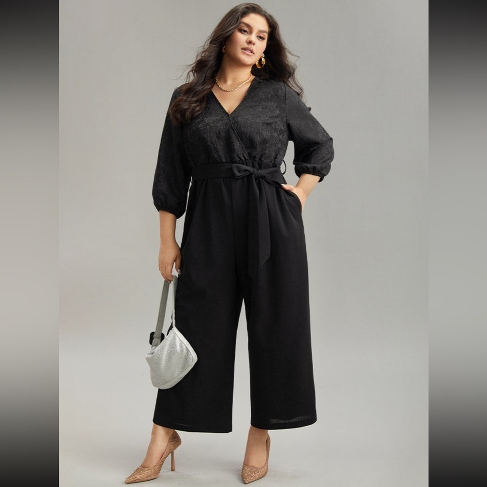 NWT BloomChic Black Floral Textured Faux Wrap Jumpsuit 14/16